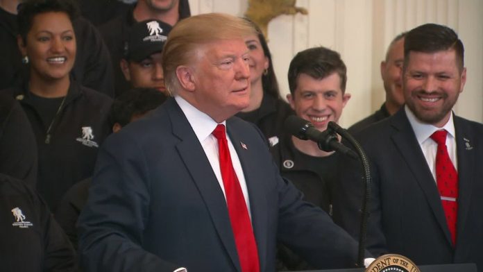 https___cdn.cnn.com_cnnnext_dam_assets_190418123814-trump-sobre-informe-mueller-no-deberia-pasarle-a-nadie-estoy-feliz-sot-00000623